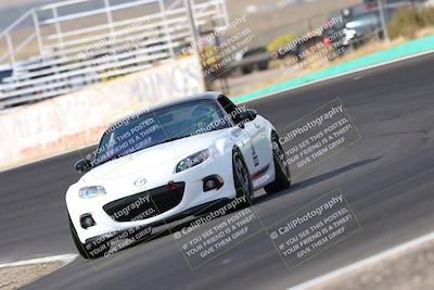 media/Nov-04-2023-Team Topak Racing (Sat) [[3ea126884b]]/Inter low 2/session 2 turn 4b/